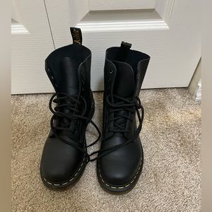 Dr. Martens Womens Lace Up Boots NWOT (Doc Martens)